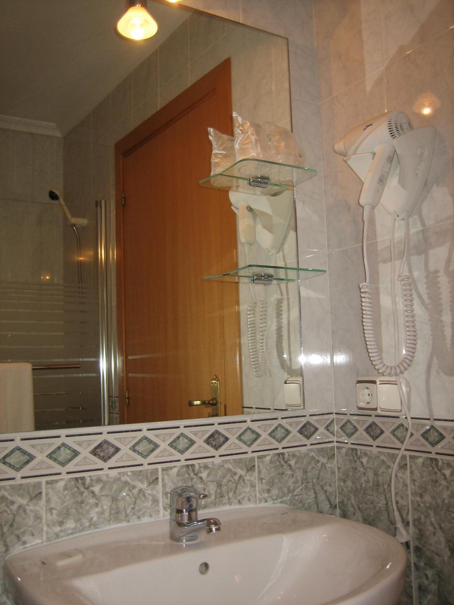 Hostal Madruga Elche Exteriér fotografie
